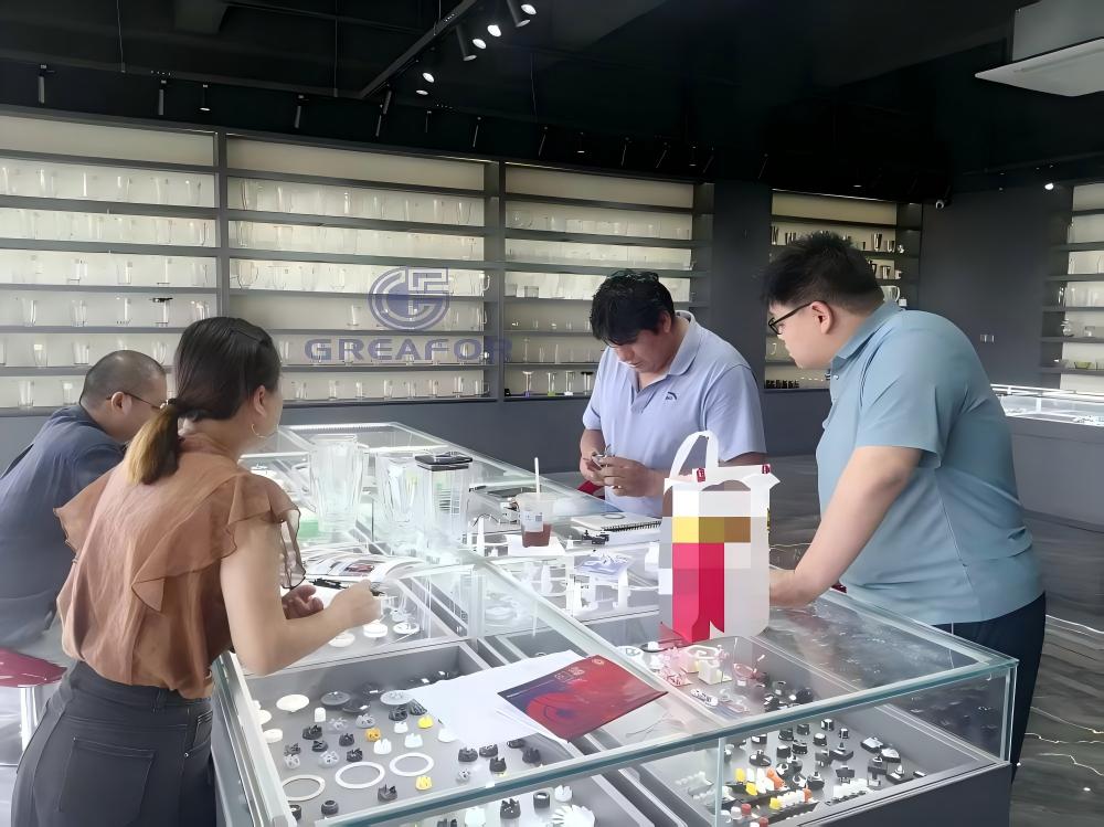 Chile customer visiting Greafor factory in Foshan China to review blender glass jars and compatible blender spare parts