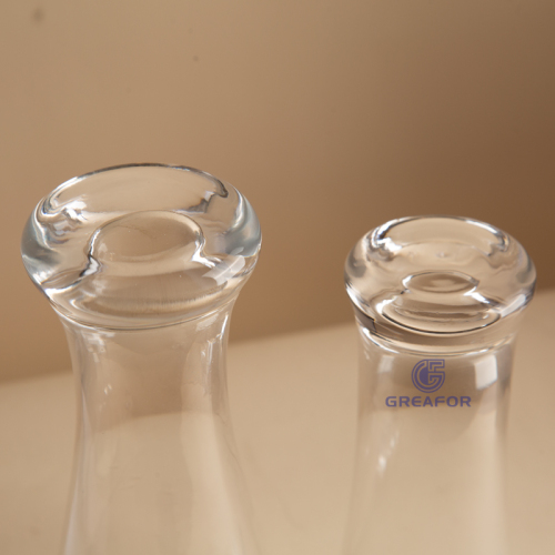 P8212 recién llegado Vaso para beber Vaso de vidrio para cerveza transparente