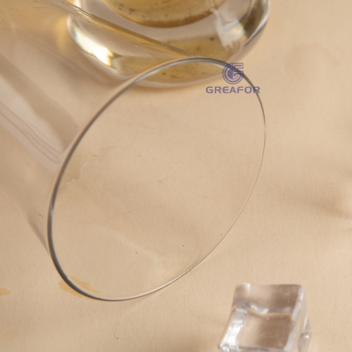 P8212 recién llegado Vaso para beber Vaso de vidrio para cerveza transparente